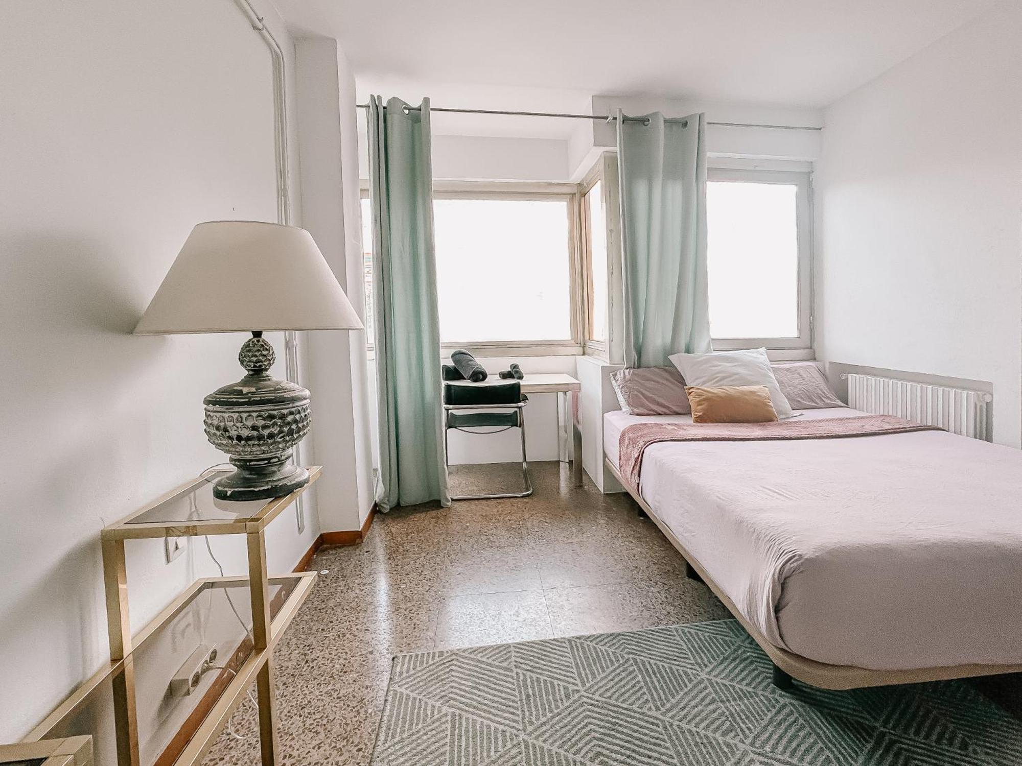 Lovely Rooms In Shared Apartment Gracia Neighborhood Barcelona Exterior foto